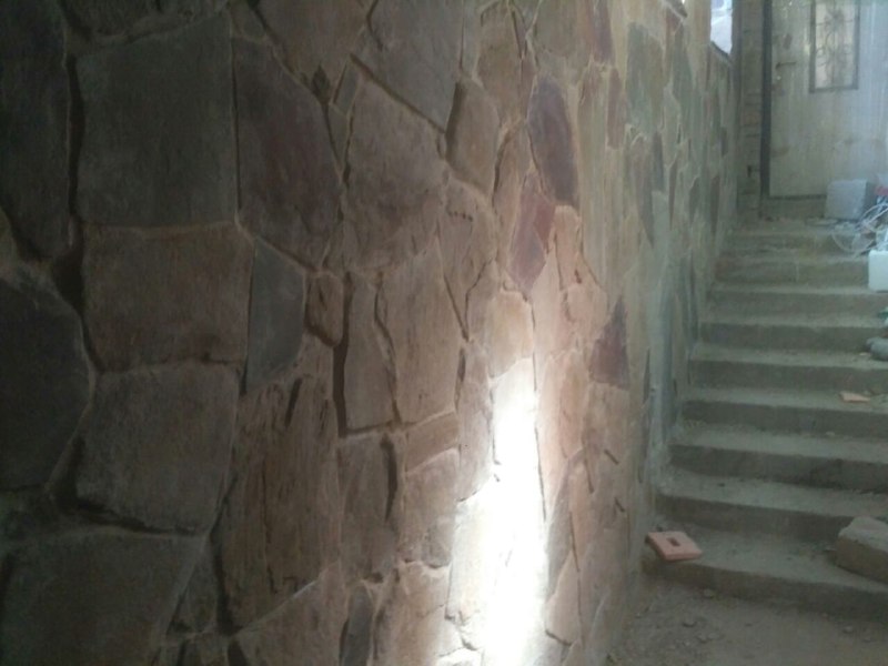 ﻿Стенка коридора в подвал из 5-ти видов камня.[мастер Роман-март 2020] фото 11_wall_130.jpg