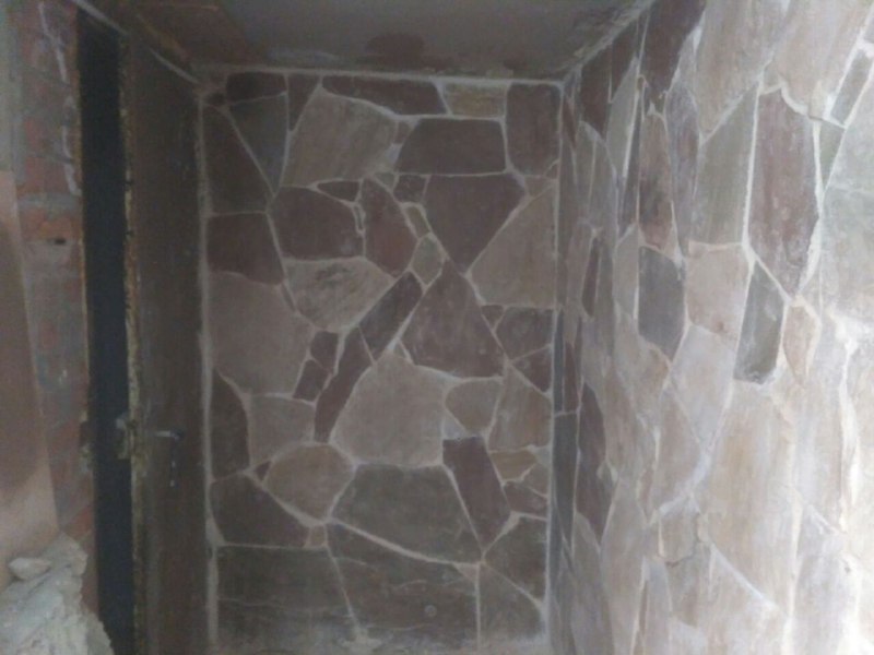 ﻿Стенка коридора в подвал из 5-ти видов камня.[мастер Роман-март 2020] фото 11_wall_5.jpg