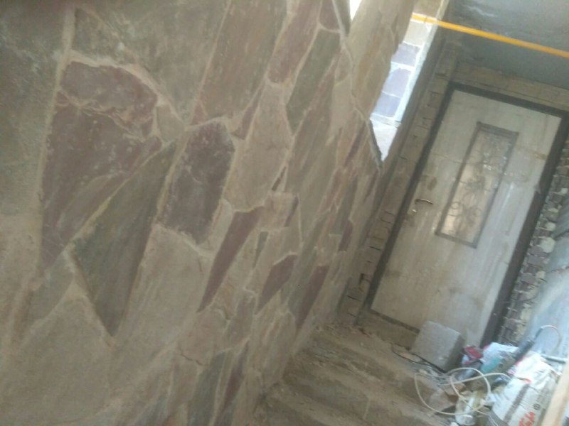﻿Стенка коридора в подвал из 5-ти видов камня.[мастер Роман-март 2020] фото 11_wall_70.jpg