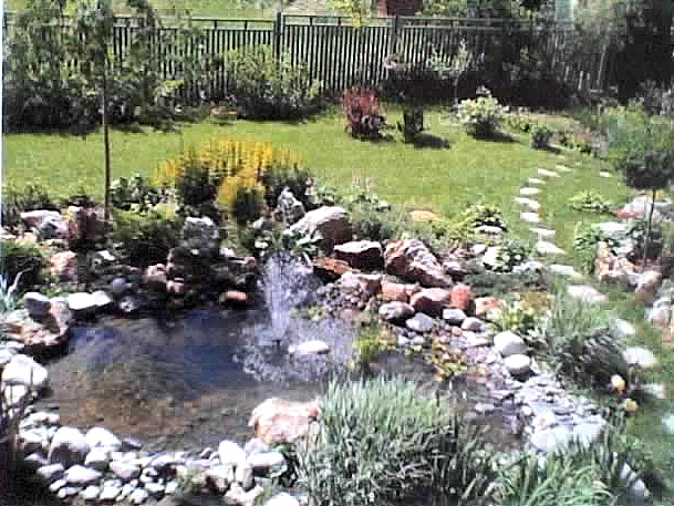 Садовые водоемы: фонтанчики, горки со стеканием.(2006-2010) фото 13-04-07_0954.jpg.jpg